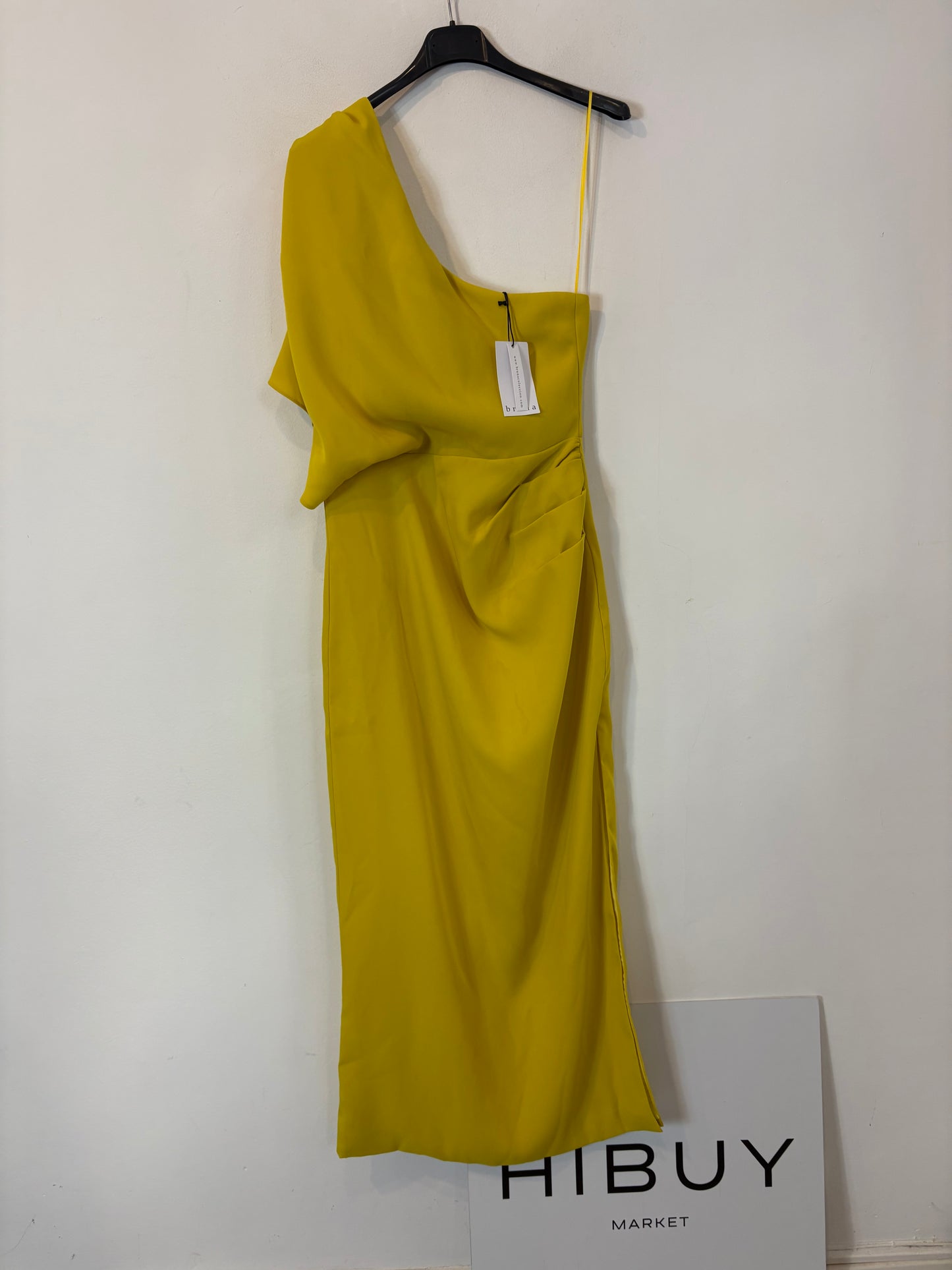 BRUNA. Vestido midi pistacho