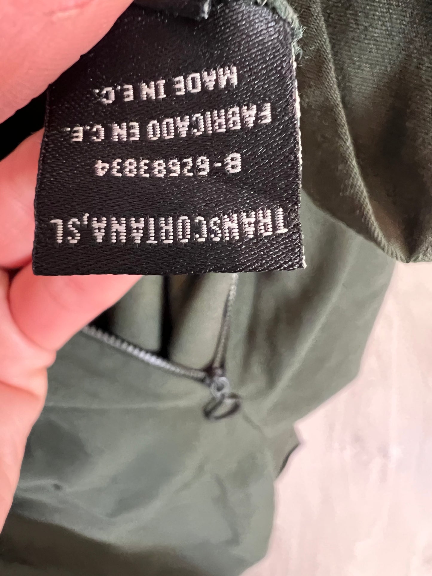 CORTANA. Mono verde militar T.36