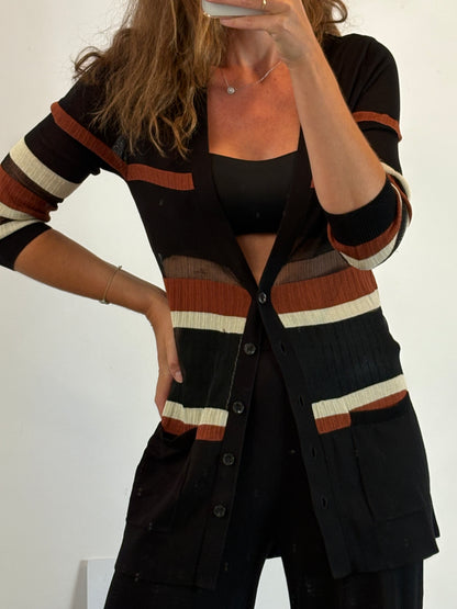 IS COMING. Conjunto punto rayas T.s