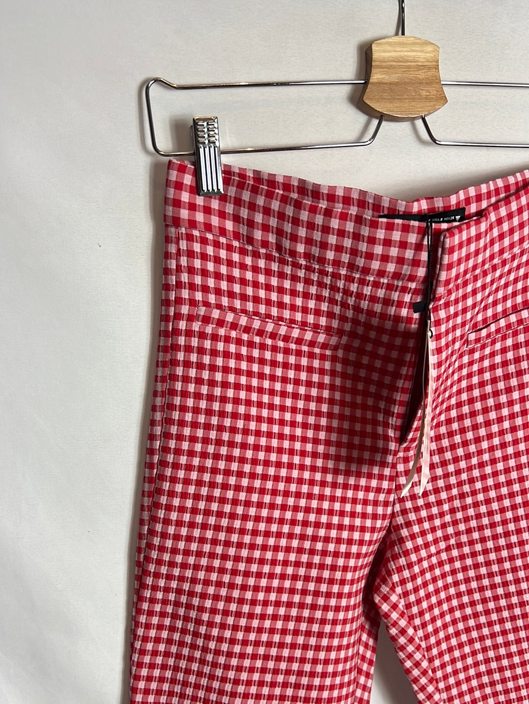 ZARA. Pantalón cuadros vichy rosa y rojo. T S