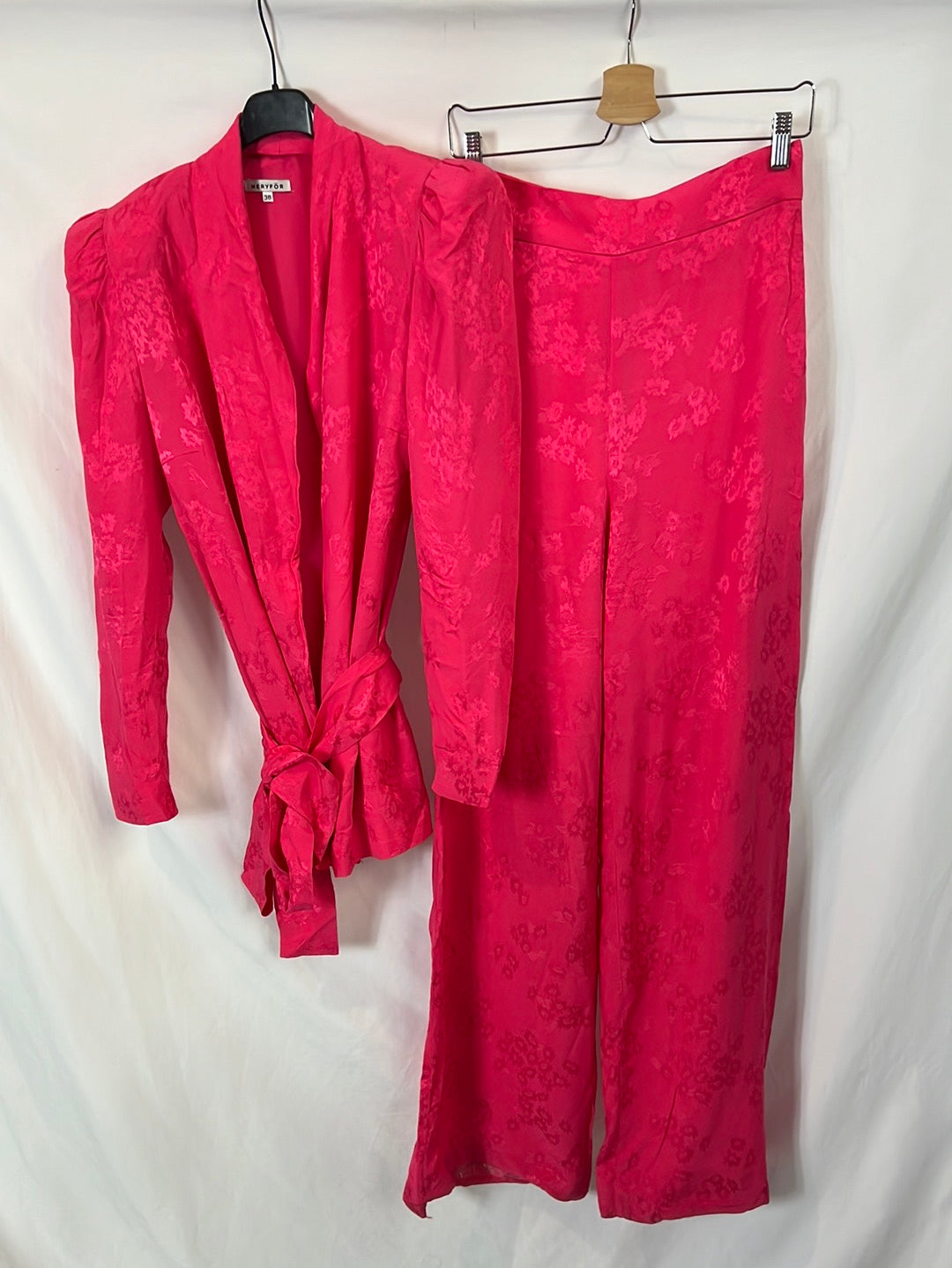 MERYFOR. Total look pink suit jacket size 38