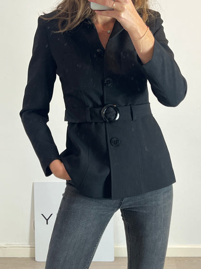 MORGAN . Chaqueta negra cinturón. T 40