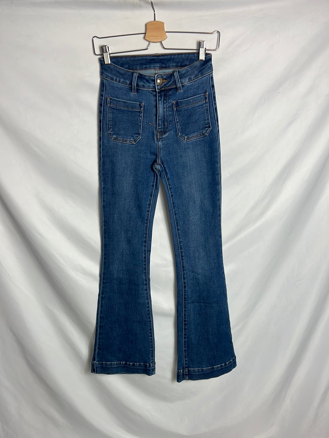 OTHERS. Ts flared jeans