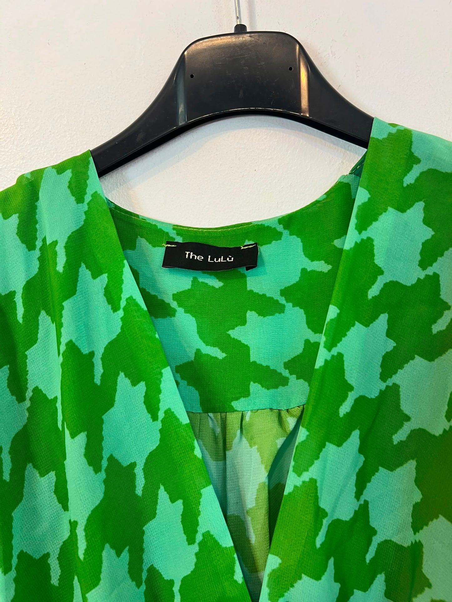 THE LULÚ.Vestido verde fruncidos