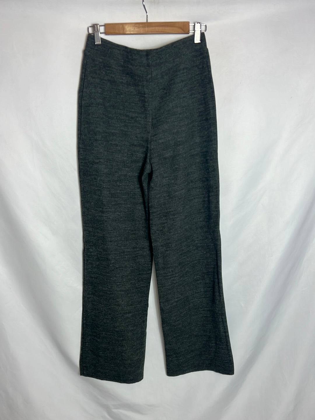 ZARA. Pantalón punto gris jaspeado pata ancha. T S