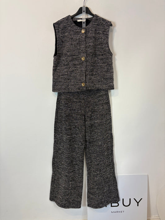 ZARA. Total look jaspeado