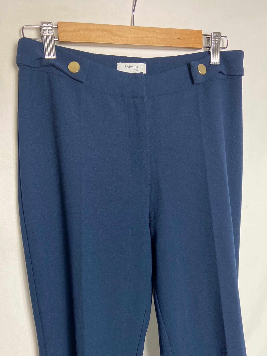 YOUNG FORMULA. Blue trousers with gold buttons. Size 40 