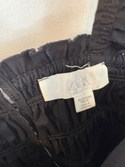 ZARA. Vestido corto negro fruncidos. T 13-14 años (xs/s)