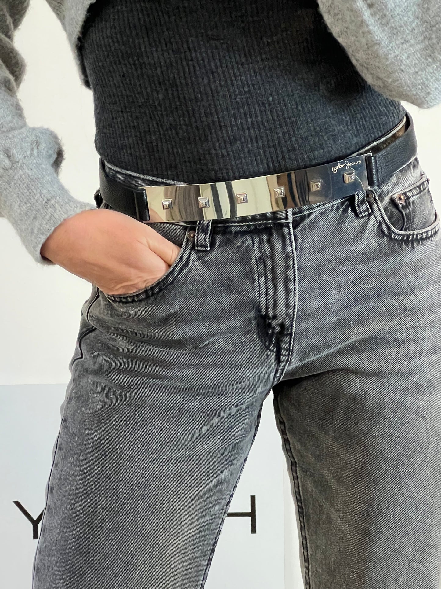 PEPE JEANS. Cinturón negro tachuelas. T M