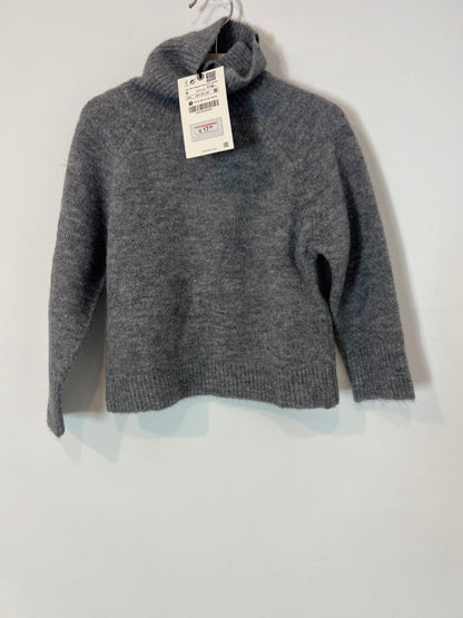 ZARA. Gray turtleneck sweater. Size 6 years