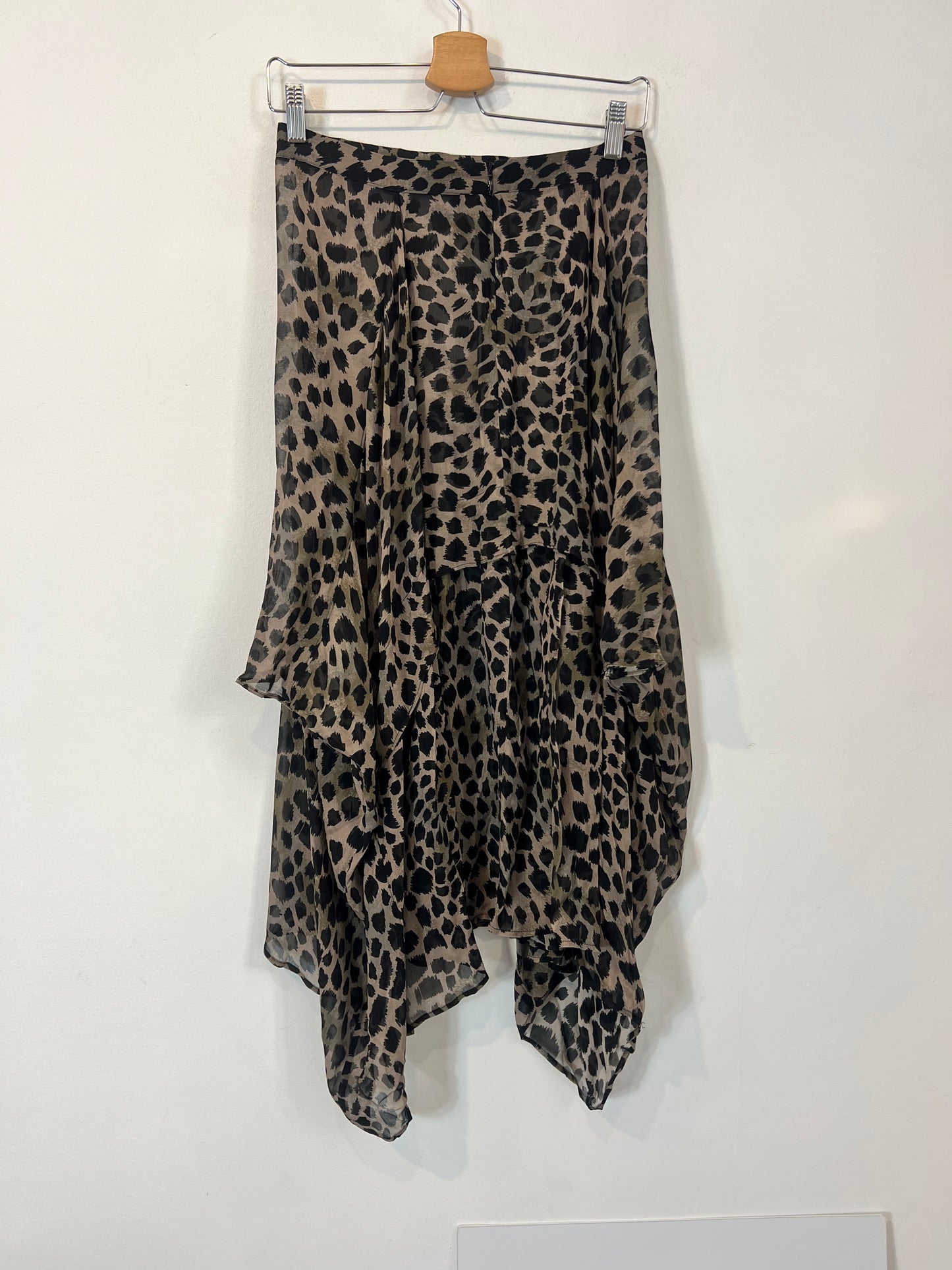 BIMBA Y LOLA. Falda animal print