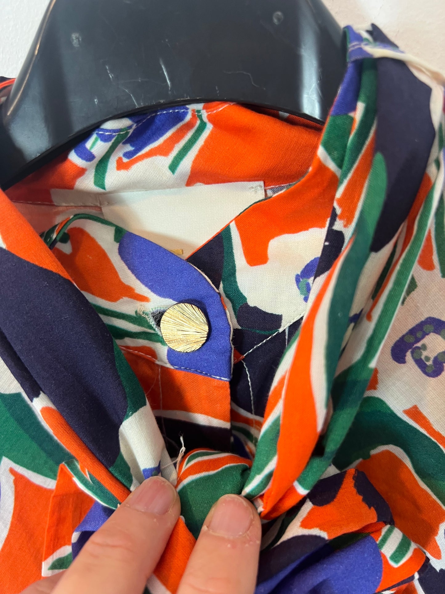 THE LABEL EDITION. Camisa estampada lazada. T S