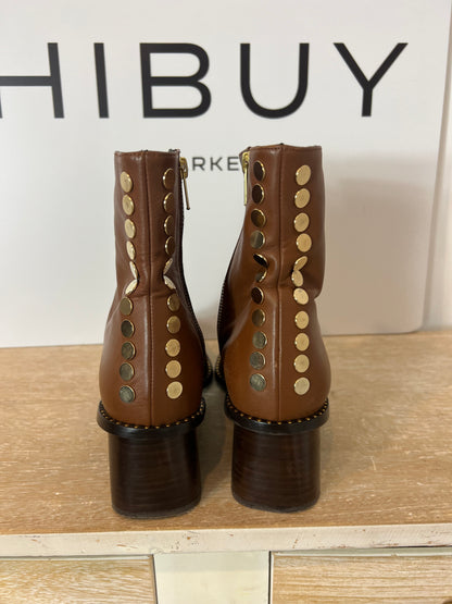 MICUIR. Camel ankle boots with gold studs, size 38