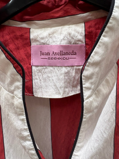 JUAN AVELLANEDA. Vestido largo rayas