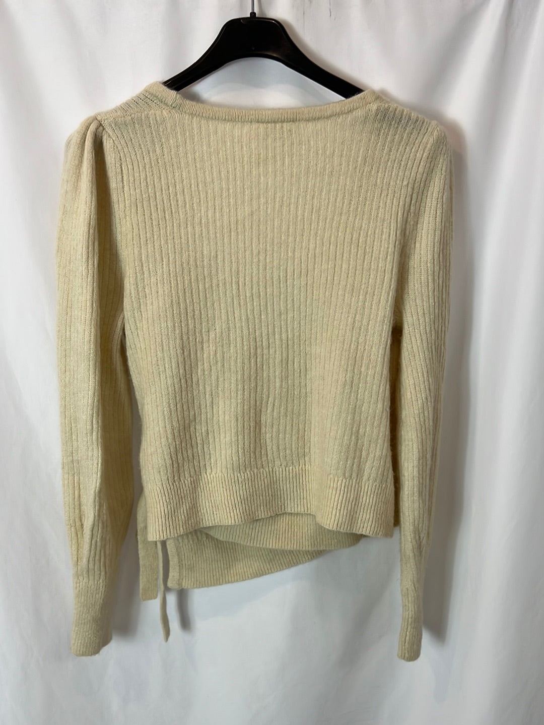 VILA. Beige ribbed Ts sweater
