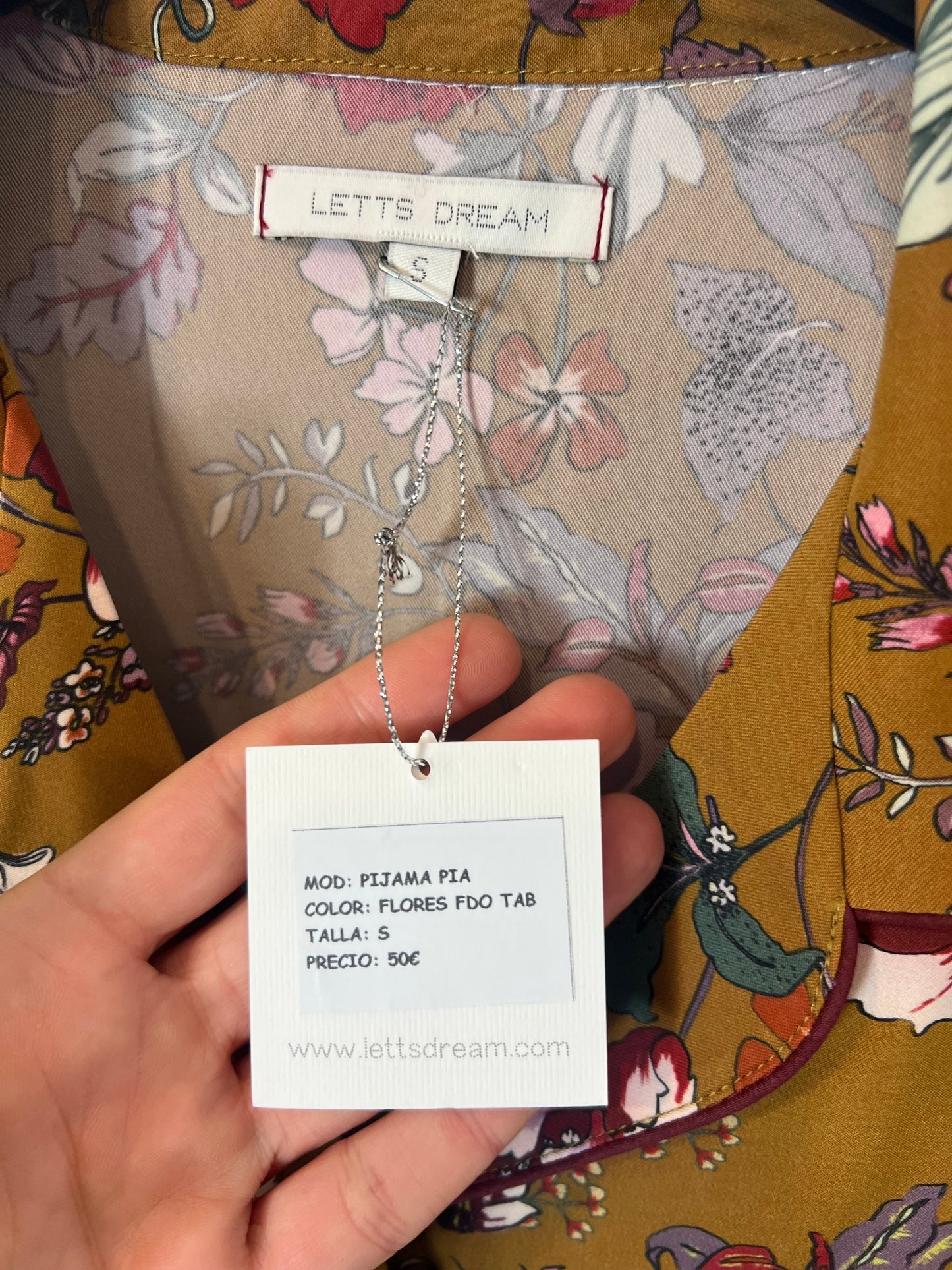 LETTS DREAM. Pijama dos piezas estampado. T S