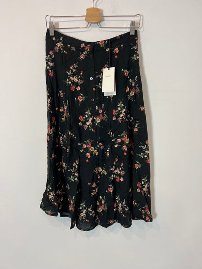 ZARA. Falda midi abotonada estampada. T XS