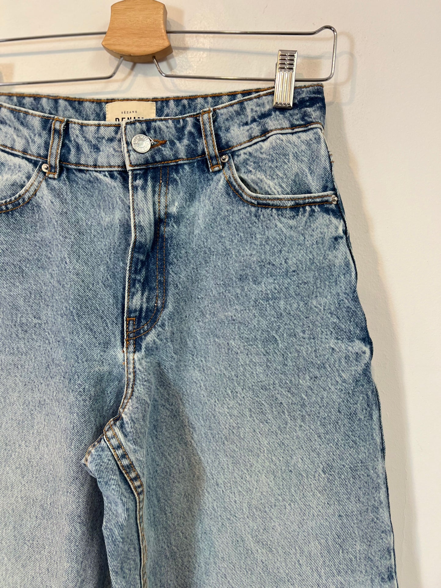 SÉZANE. Pantalón denim ancha. T 36