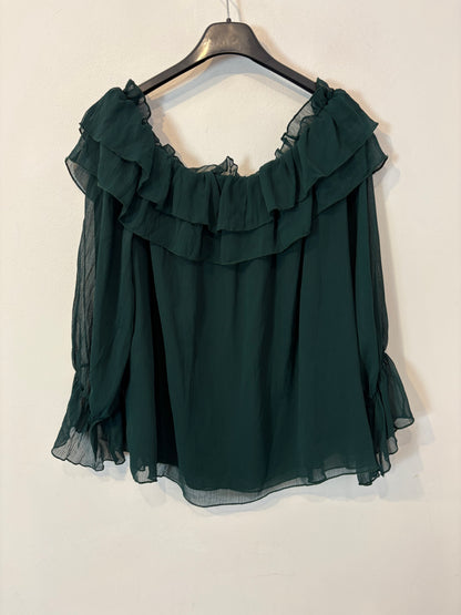 ZARA. Blusa gasa verde hombros