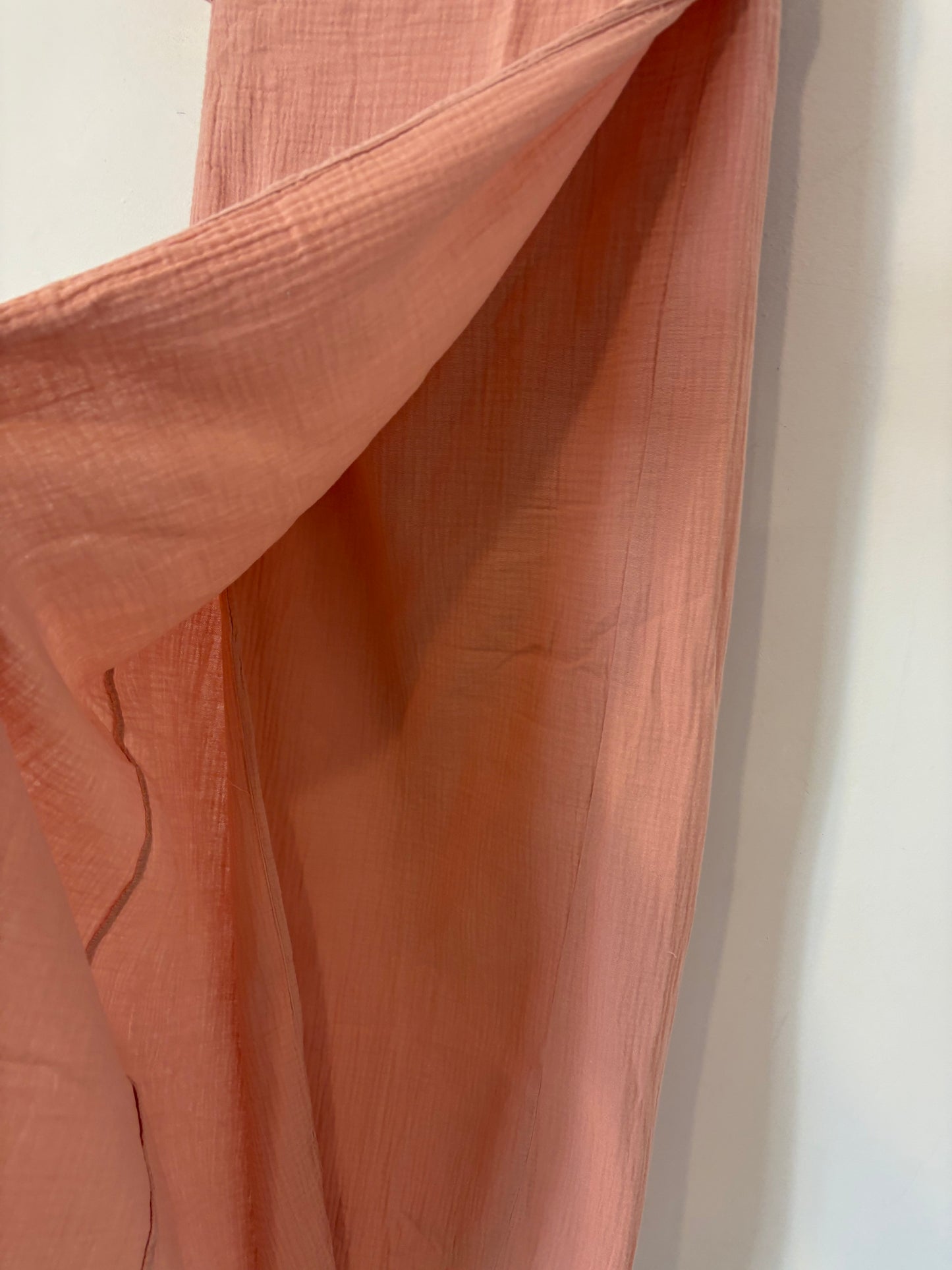 MARIA DE LA ORDEN. Falda pareo rosa cruzada T.m