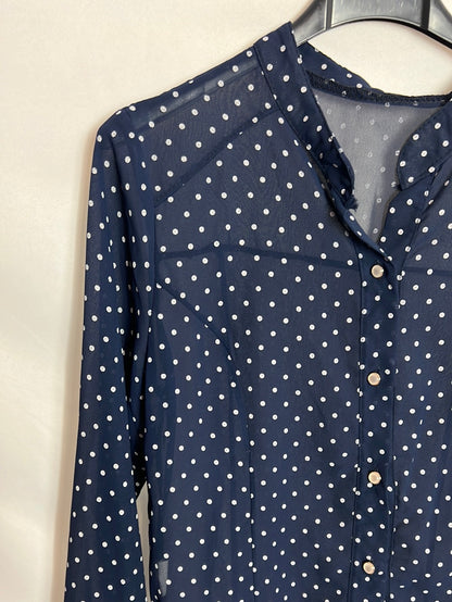 OTRAS. Blusa azul semitransparente lunares. T S