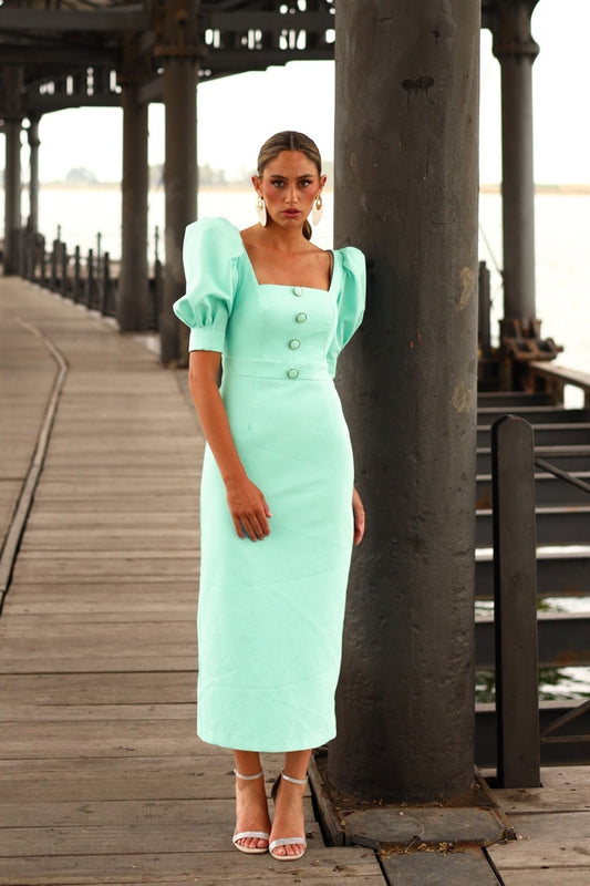 MAGNOLIA KOBUS. Vestido midi textura verde claro
