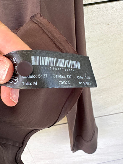 MASSIMO DUTTI. Blusa marrón detalle botones revestidos