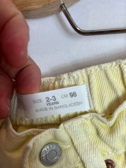 ZARA. Yellow denim shorts. Size 2-3 years