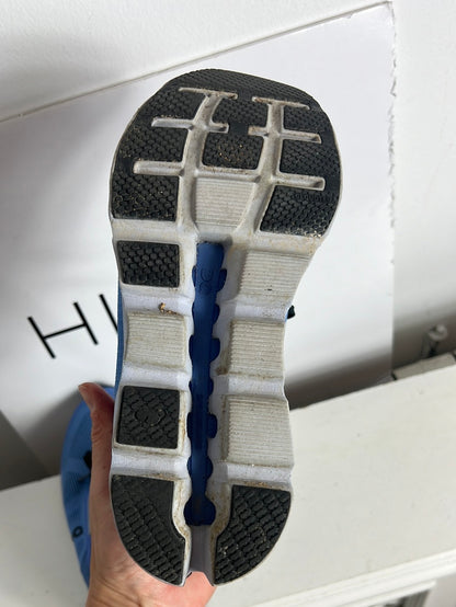 ON. Zapatillas azules y grises. T 40