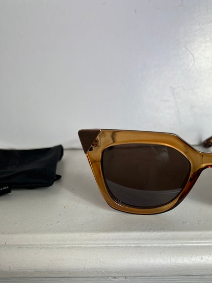 OTRAS. Gafas de sol ojos de gato