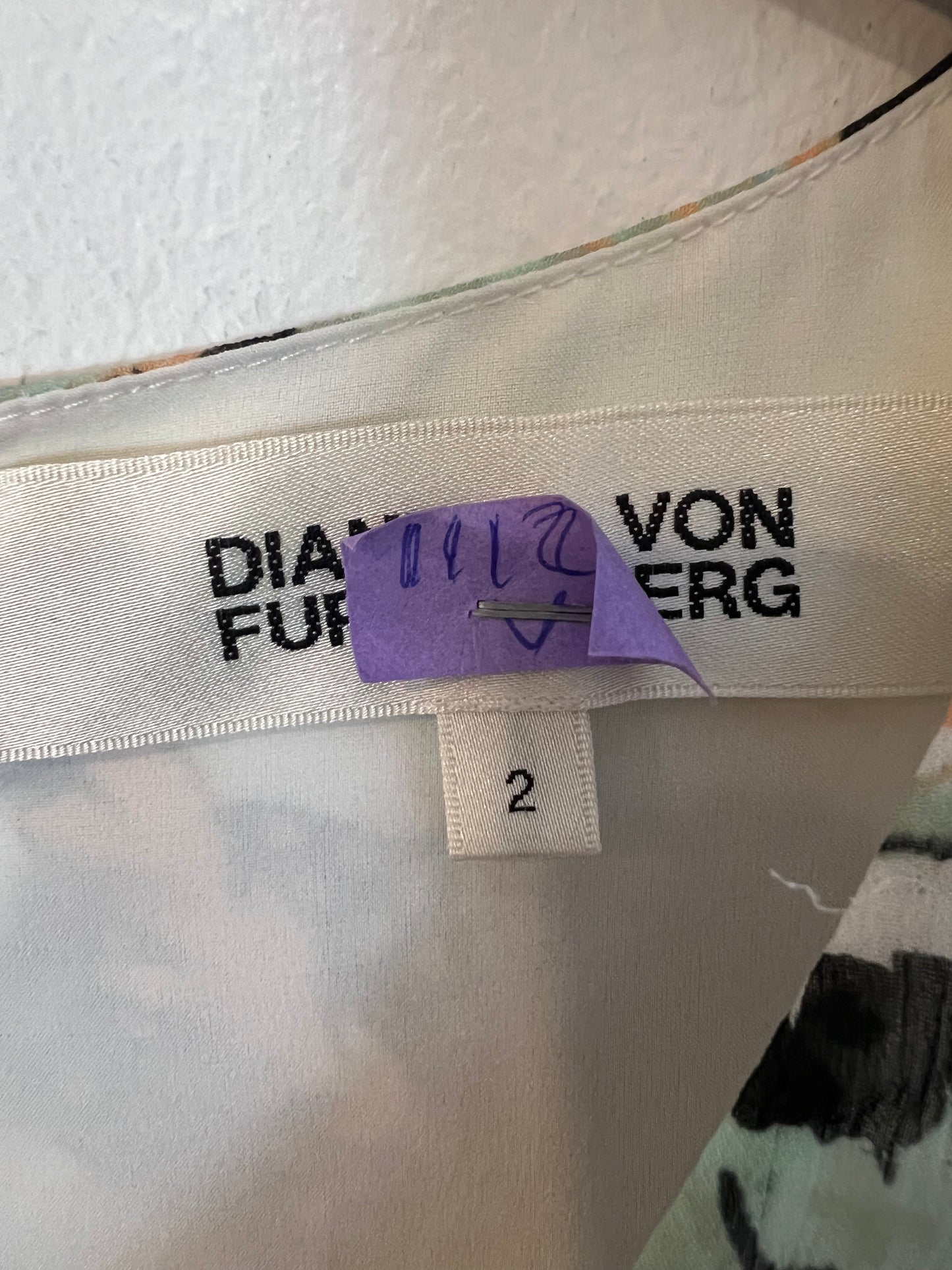 DIANE VON FURSTENBERG. Printed viscose maxi dress. Size 2 (M)