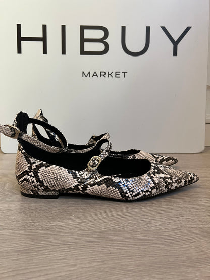 CORINA. Zapato plano animal print doble hebilla. T 38
