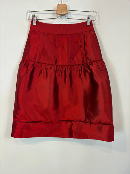 DOLCE & GABBANA. Falda midi roja vuelo