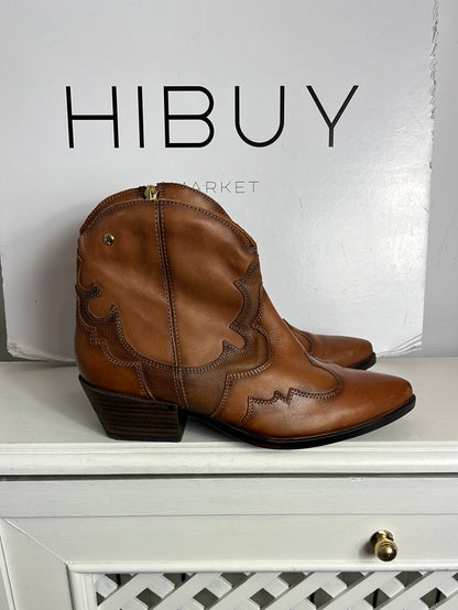 PIKOLINOS. Botines tobilleros cowboy T.38