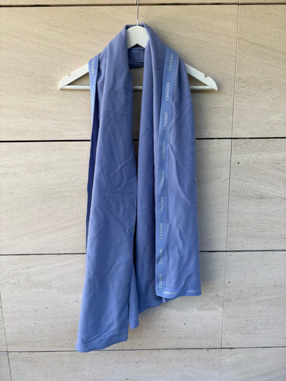 CRUCIANI. Bufanda 100% cashmere azul claro logo