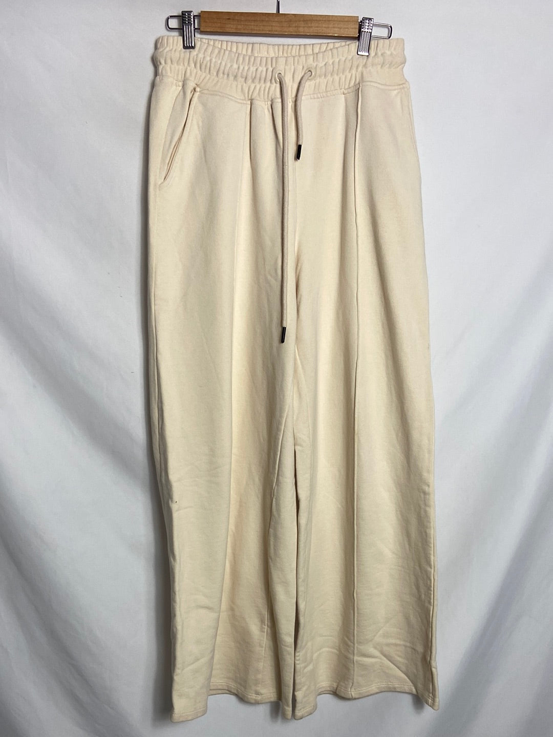 BERSHKA. Wide-leg plush trousers. TM