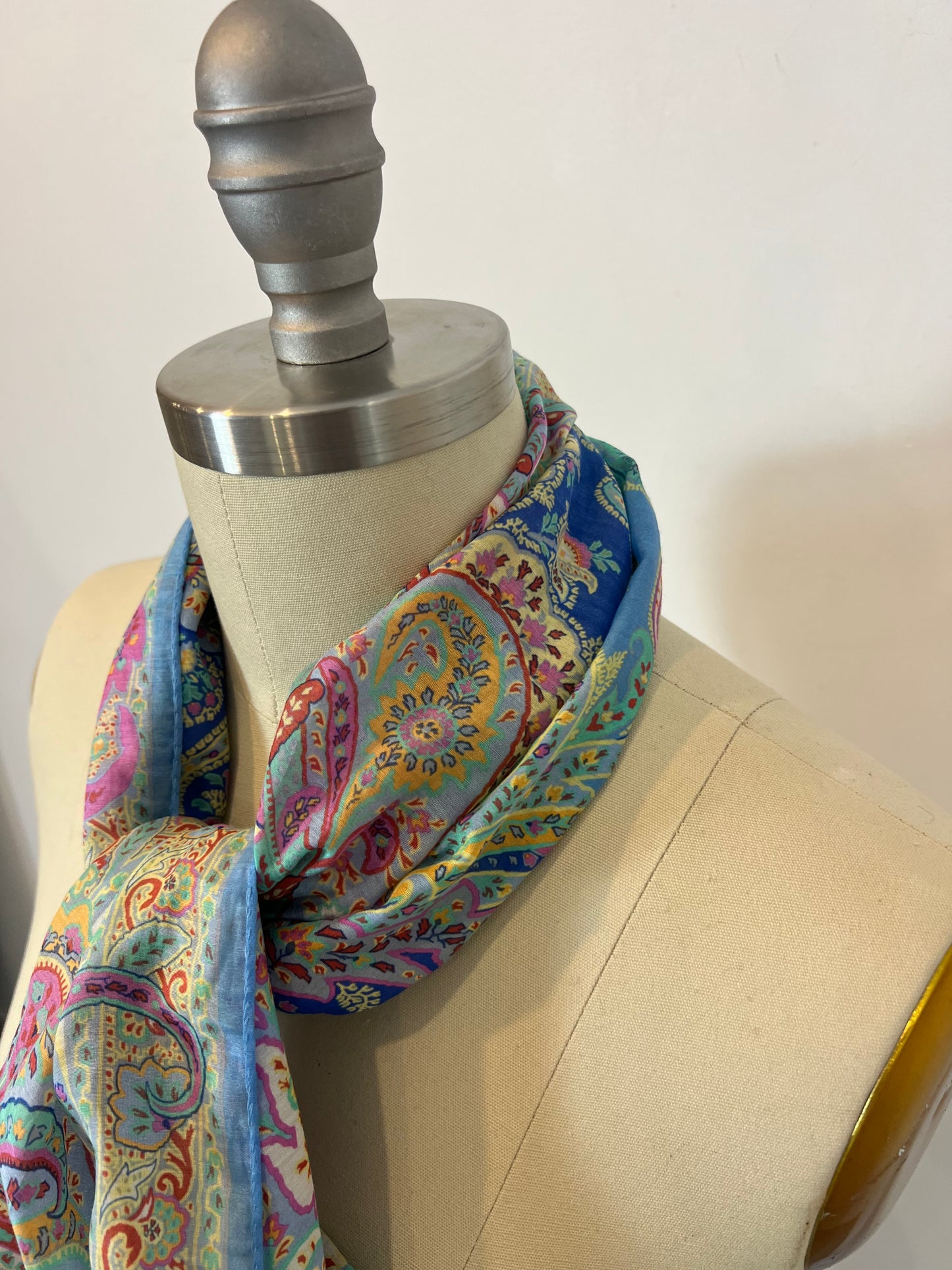 ETRO. Pañuelo estampado seda y algodón