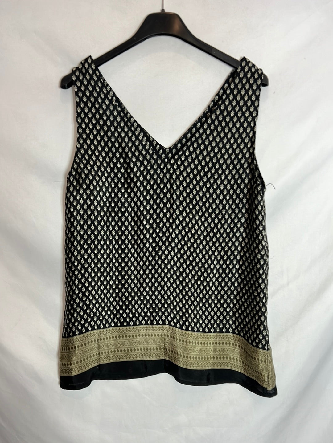 NATURE. Total look black fluid print. TSM