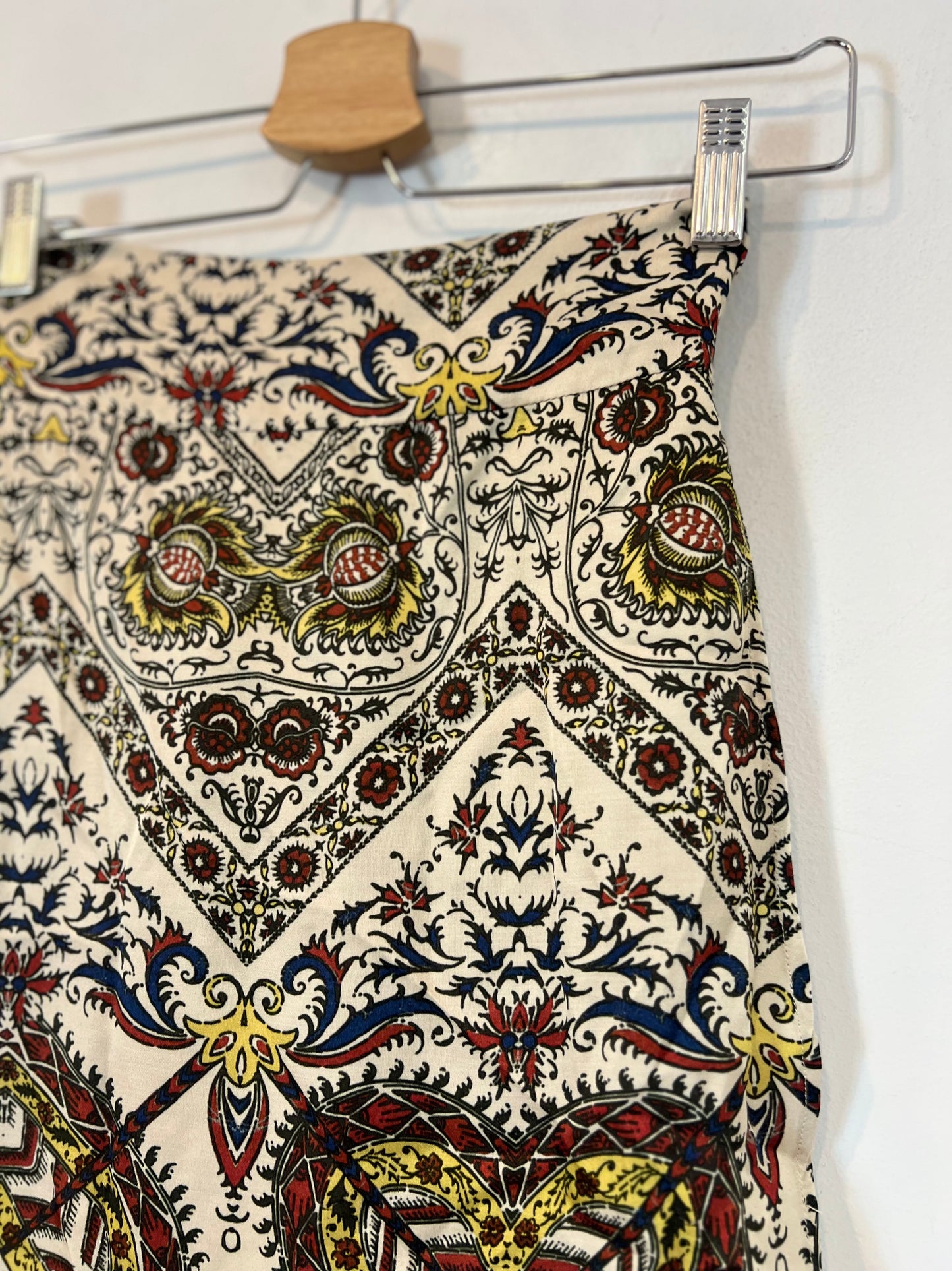 OTRAS. Falda midi cruzada T.u(s/m)