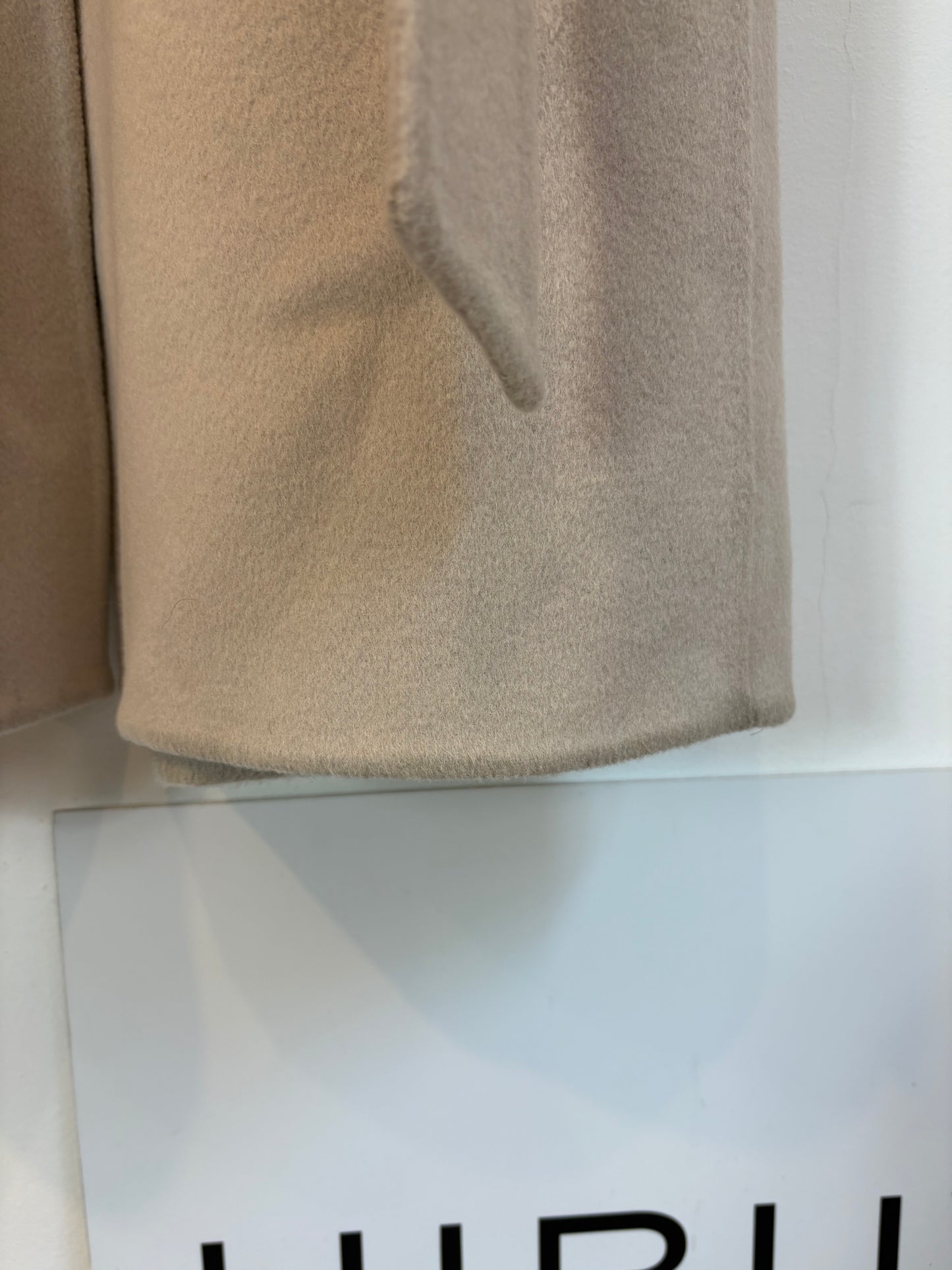 SEZANE. Abrigo largo lana (tara)