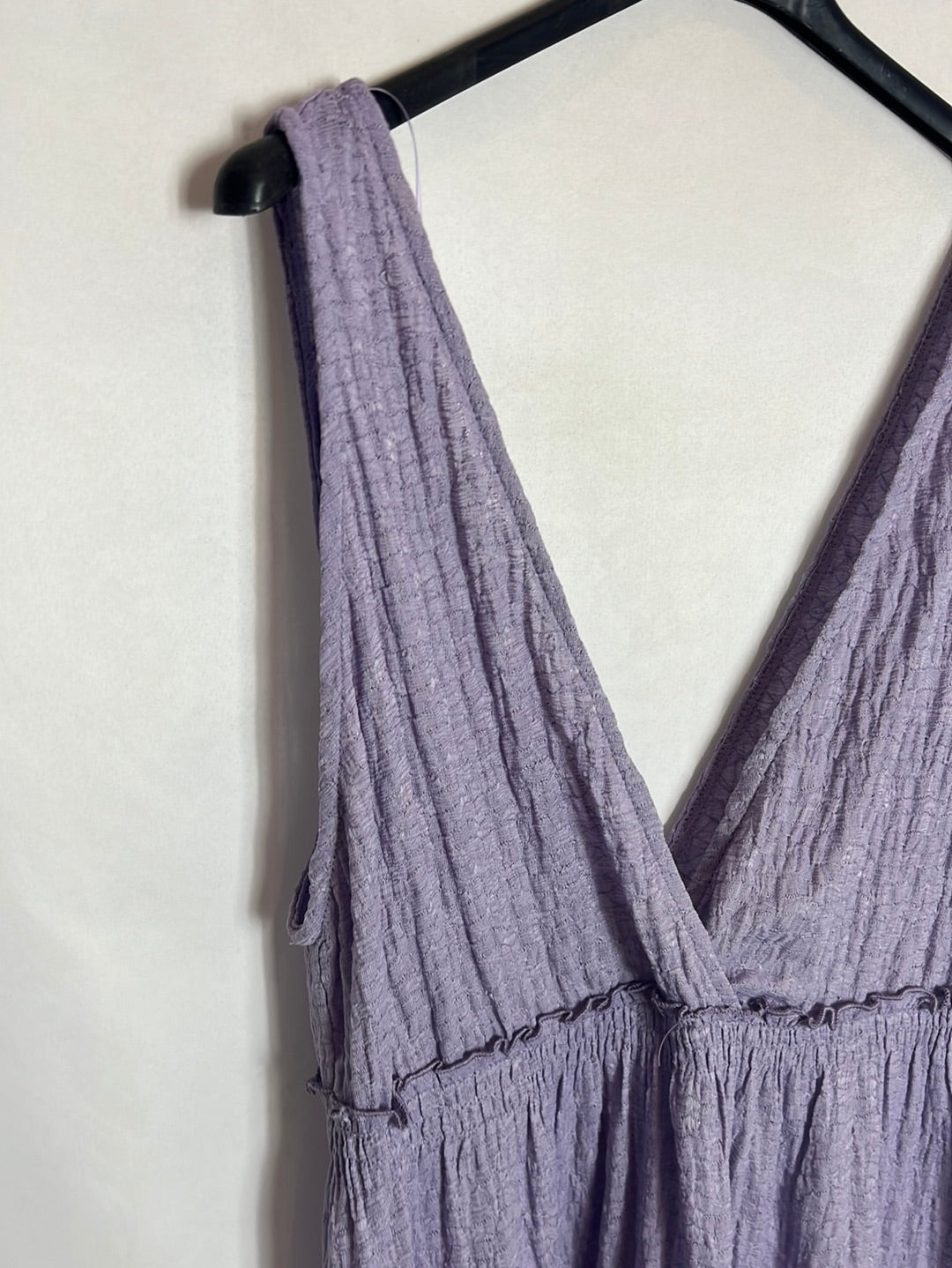 PULL&BEAR . Vestido corto morado textura. T S