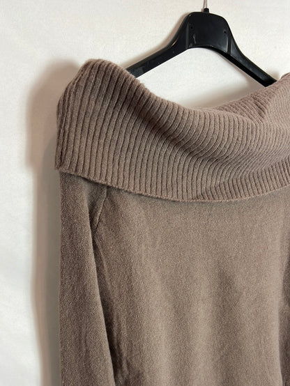 OTRAS. Jersey marrón detalle cuello. T U(S)