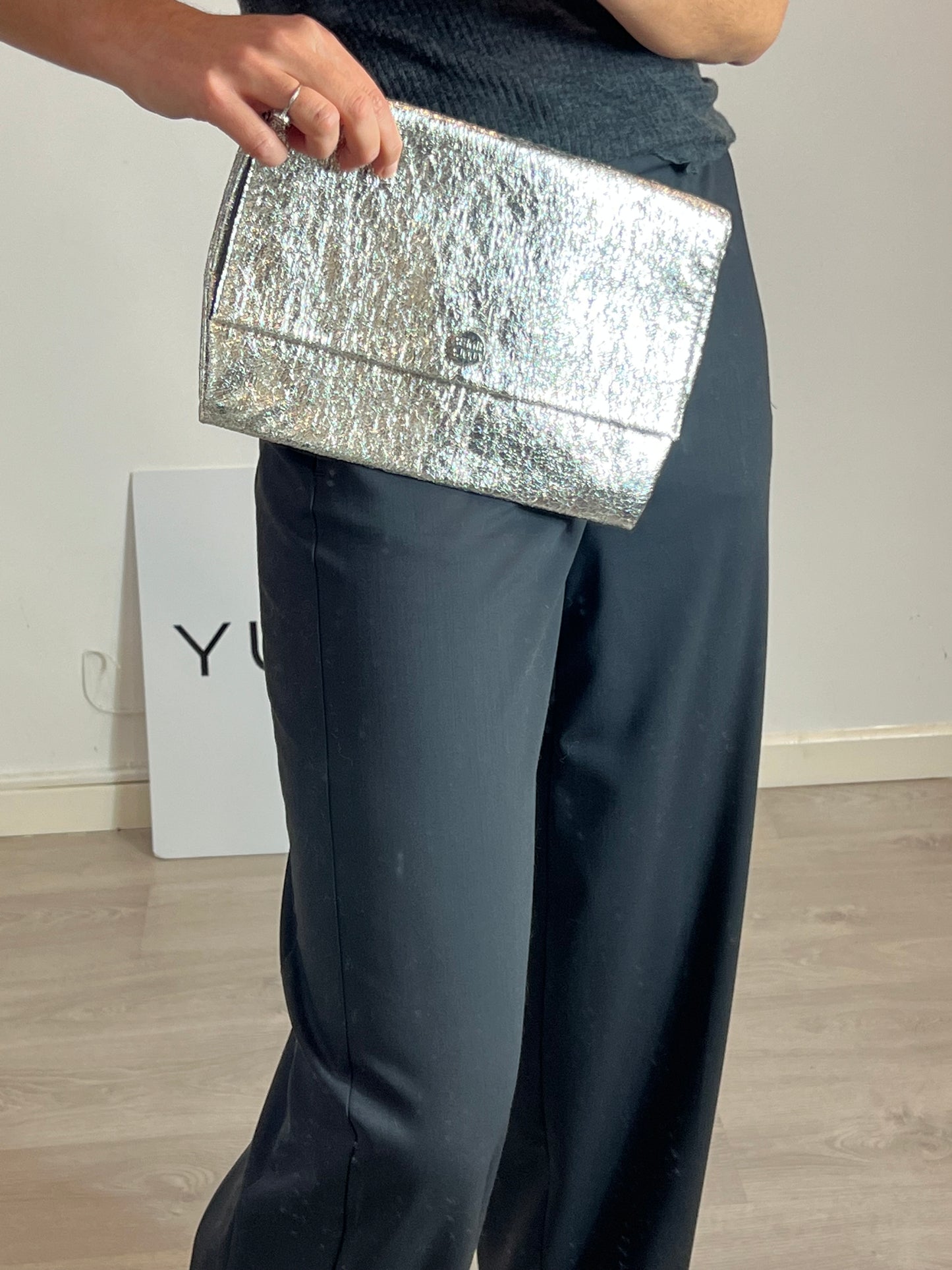 BIMBA Y LOLA. Silver handbag