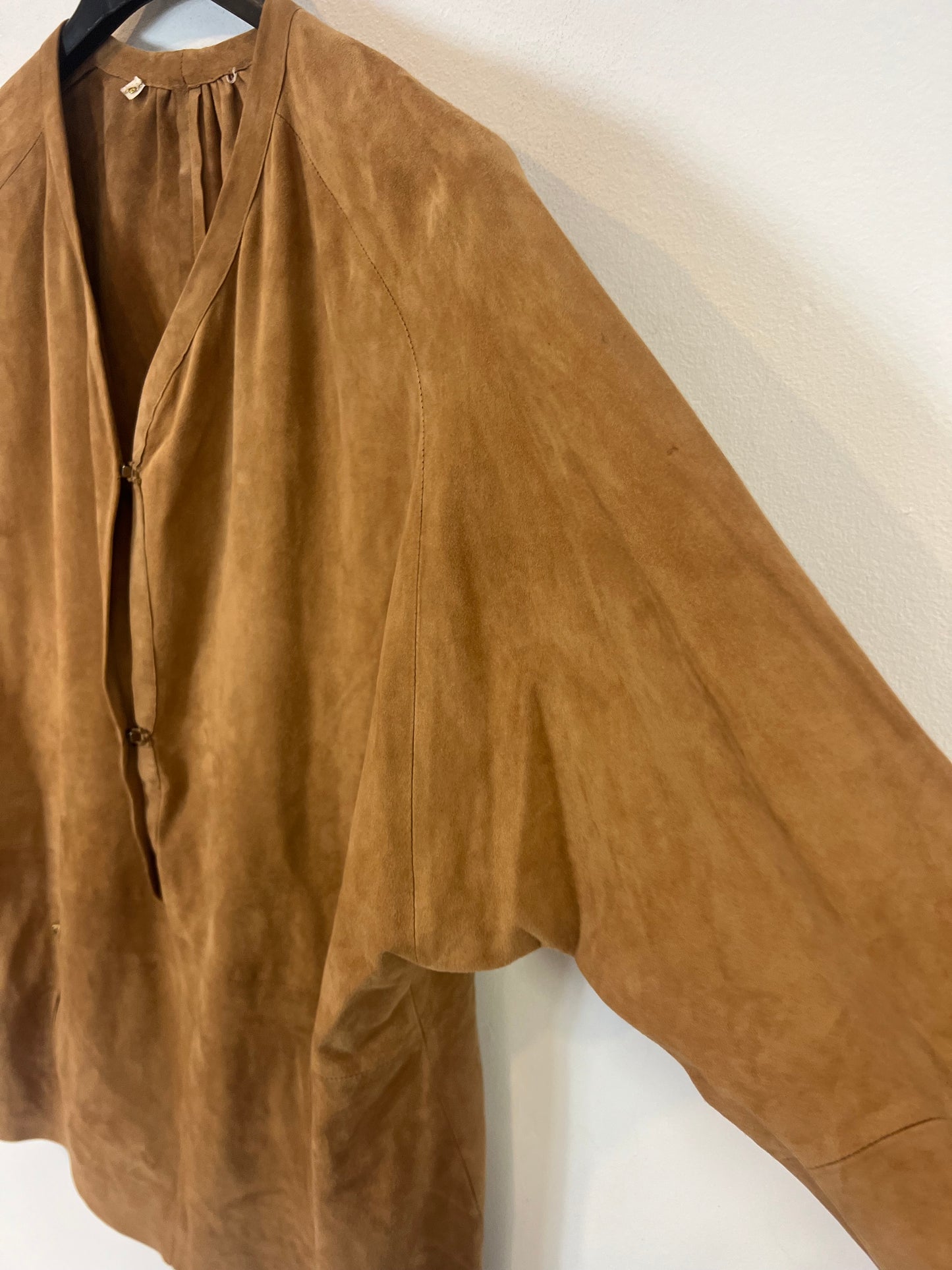 MAJE. Top fluido camel piel. T S/M