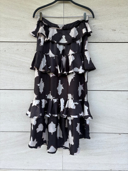 ULLA JOHNSON. Falda larga estampada volantes. T M