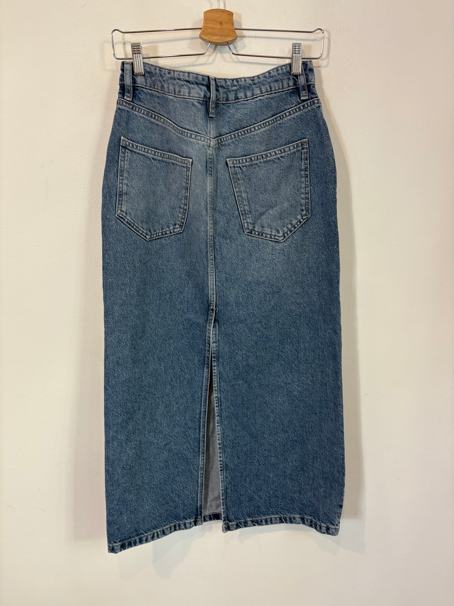MASSIMO DUTTI. Falda denim midi