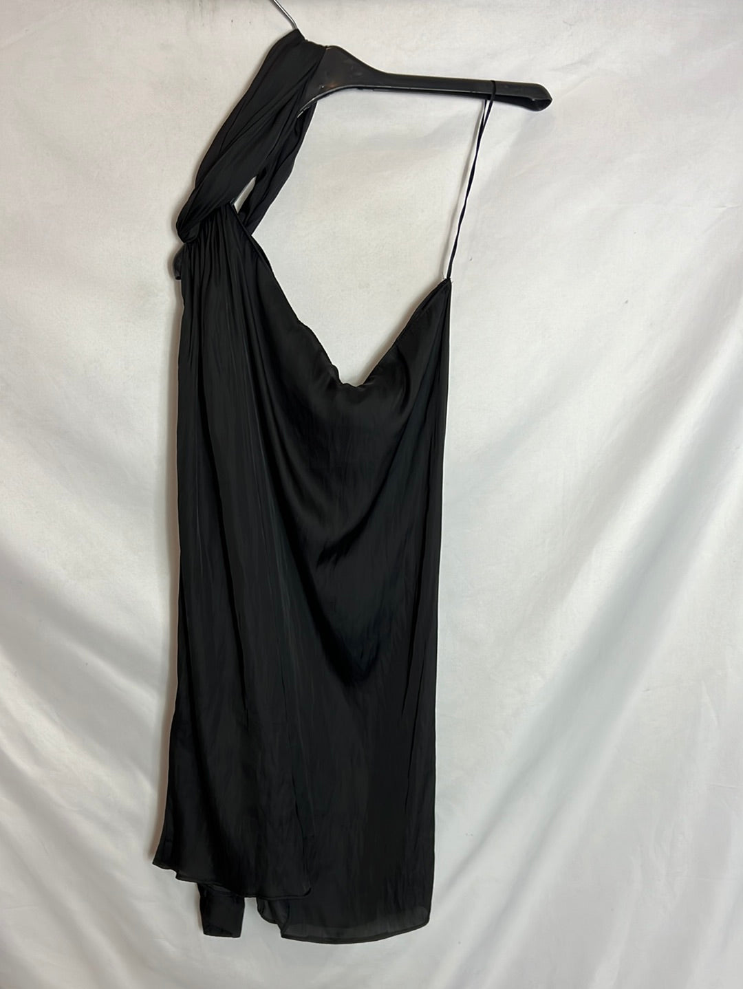 ZARA. Top asimetrico  fluido. T S