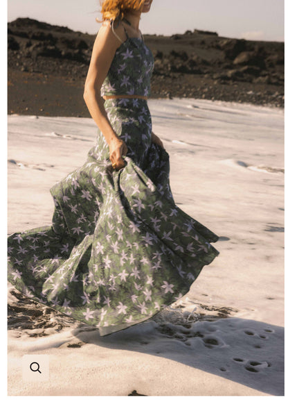 DRAGON GIRL. Total look maxi falda y top estampado
