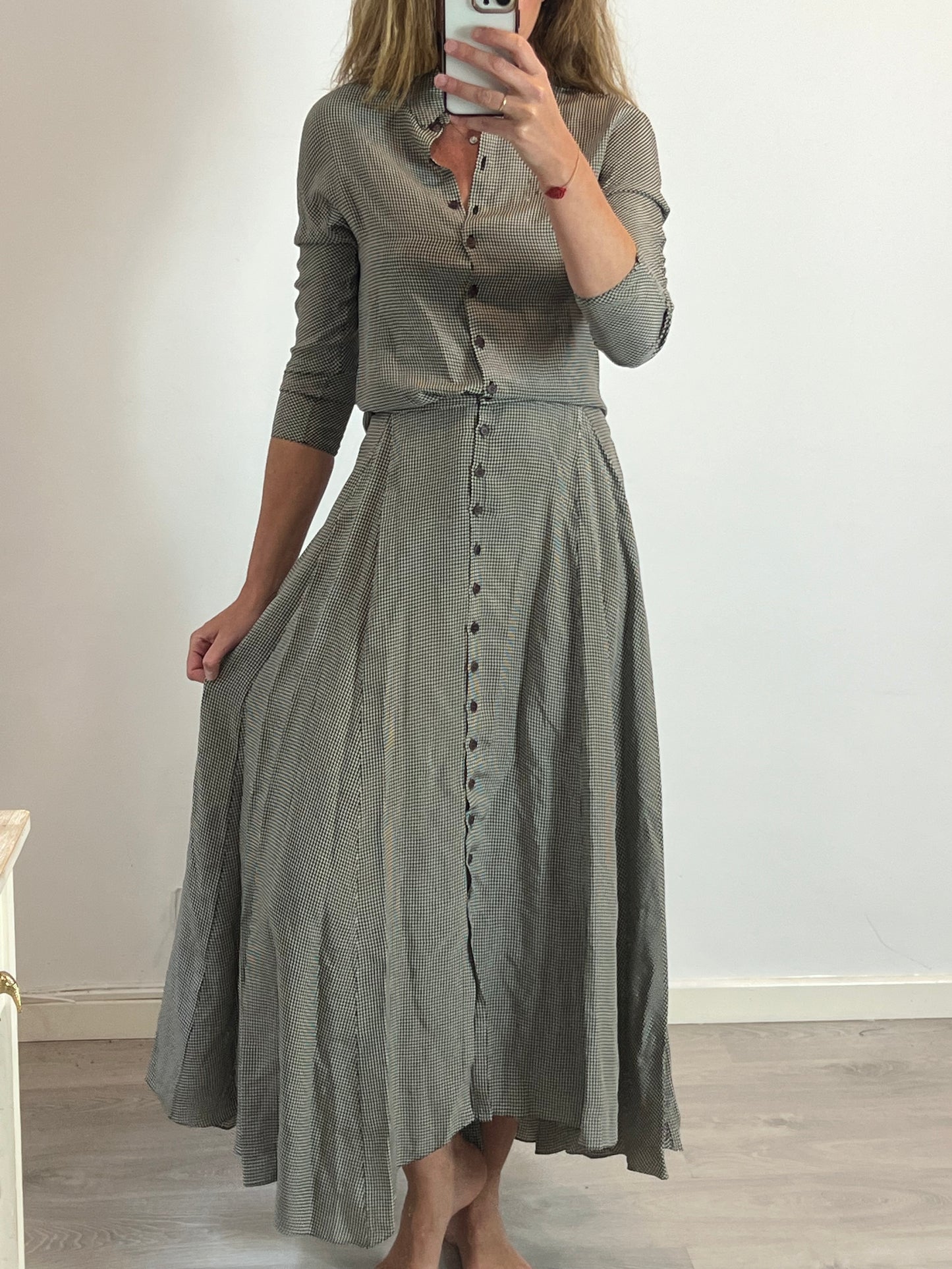 CORTANA. Long plaid mini skirt. Size 40