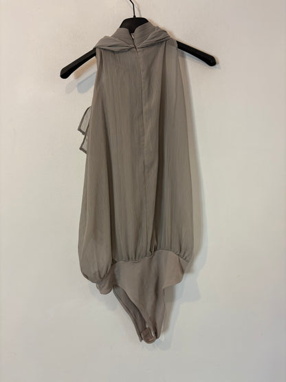 ZARA. Body gris lazada